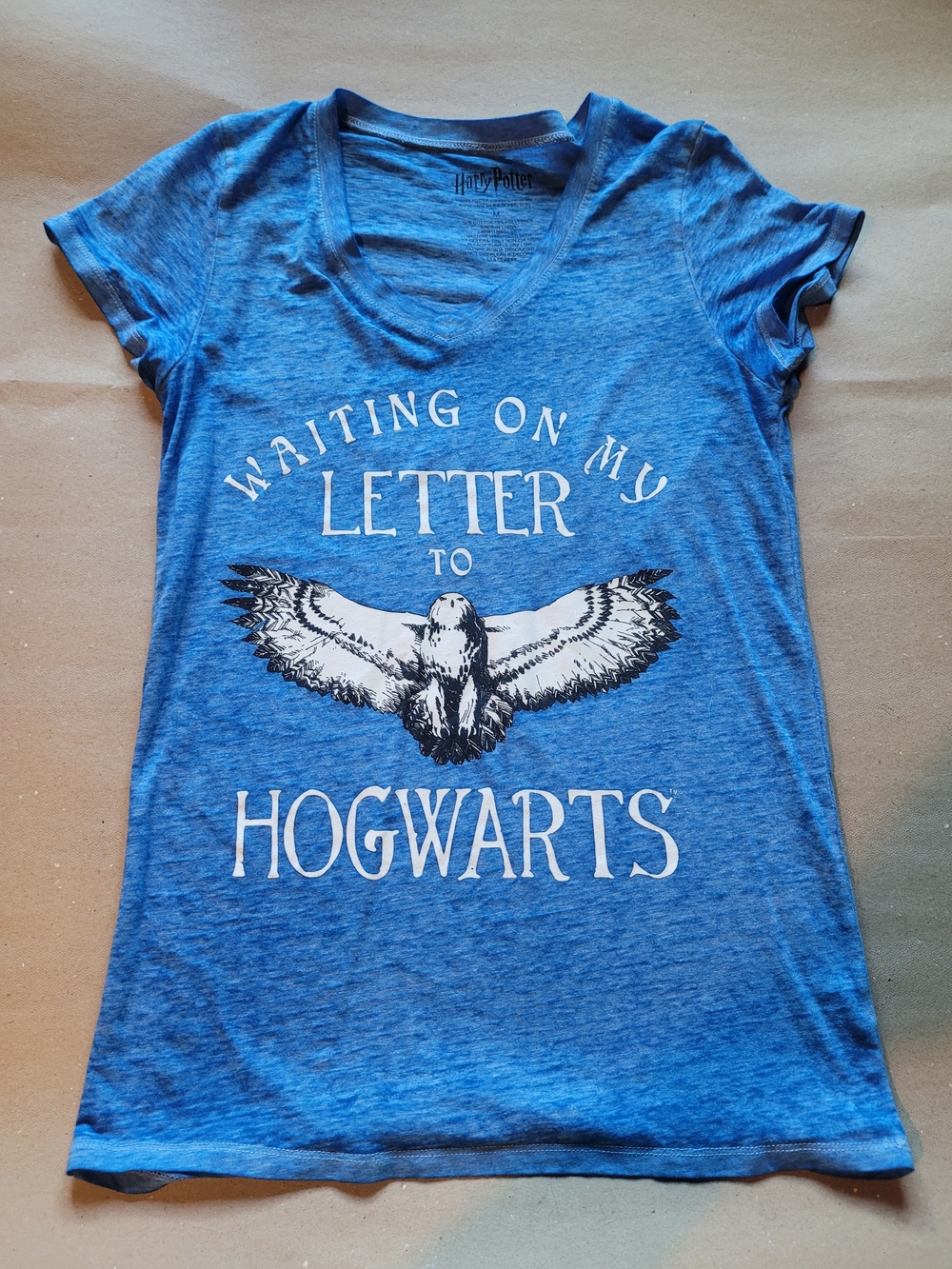 Warner Bros. Blue Womens' Hogwarts Owl Graphic Tee